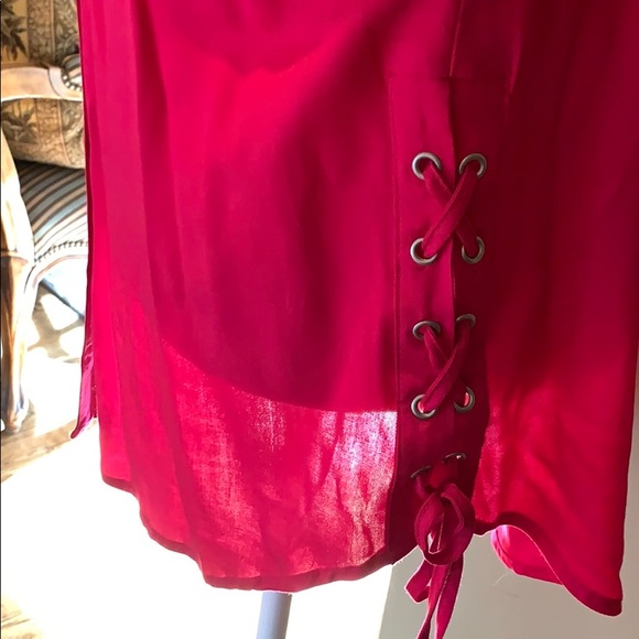 💕NWT - 🌺Hot Pink Button Down - Picture 3 of 7